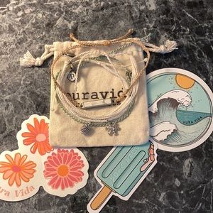 Pura Vida Winter Wonderland Pack ❄️🌲🥾